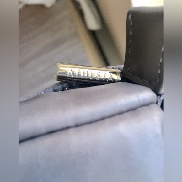 CARAA X ATHLETA Puffer Crossbody Bag / Dark Grey - Picture 13 of 16